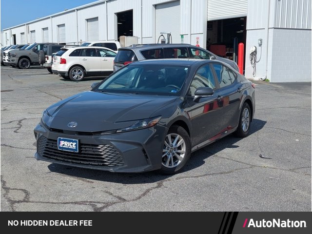 2025 Toyota Camry LE FWD