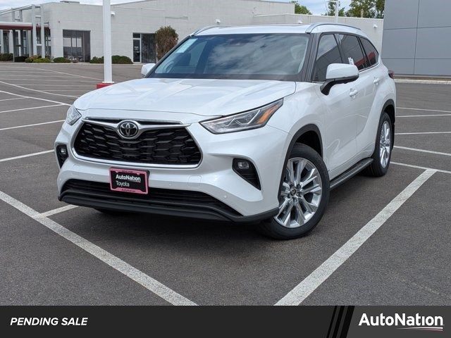 White (Wind Chill Pearl) 2026 Toyota Highlander Hybrid Limited AWD SUV / Crossover All-Wheel Drive Automatic