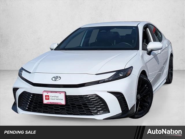 2025 Toyota Camry SE FWD