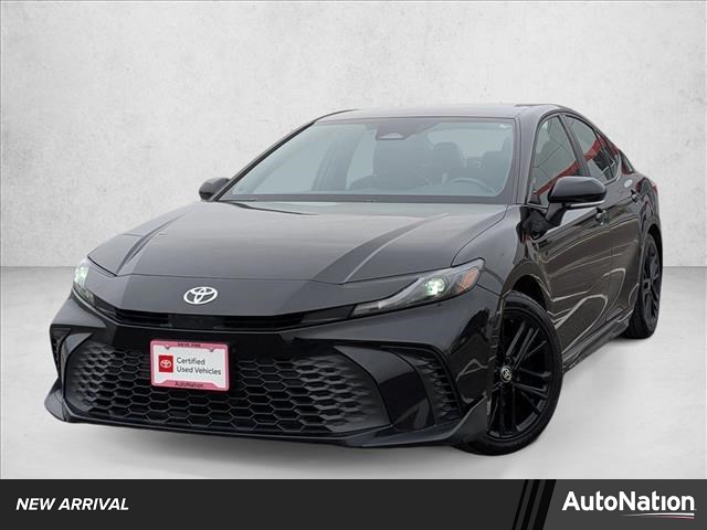 2025 Toyota Camry SE FWD