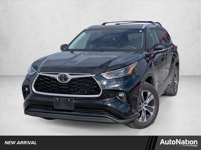 2023 Toyota Highlander XLE AWD