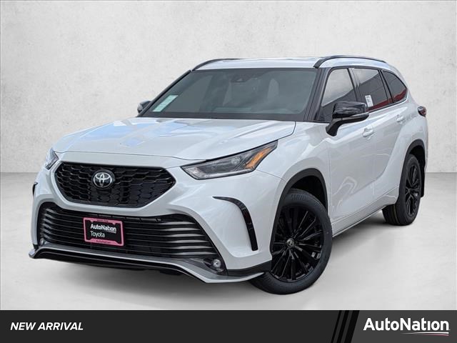 White (Wind Chill Pearl) 2026 Toyota Highlander XSE AWD SUV / Crossover All-Wheel Drive Automatic