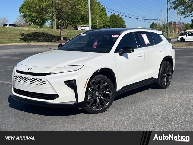 White 2025 Toyota Crown Signia Limited AWD SUV / Crossover All-Wheel Drive Automatic