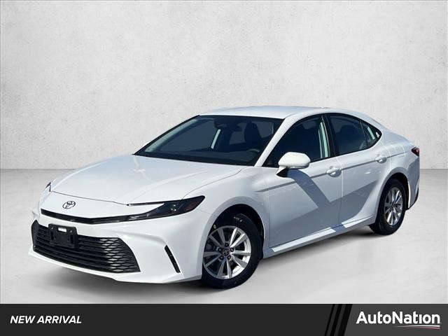 2025 Toyota Camry LE FWD