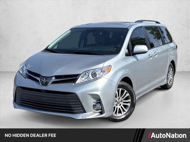 Celestial Silver Metallic 2020 Toyota Sienna Minivan Front-Wheel Drive Automatic