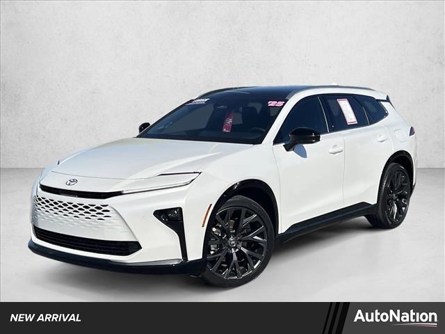 White 2025 Toyota Crown Signia Limited AWD SUV / Crossover All-Wheel Drive Automatic