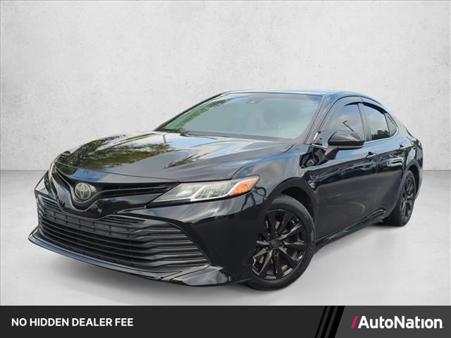 Midnight Black Metallic 2018 Toyota Camry Sedan Front-Wheel Drive Automatic
