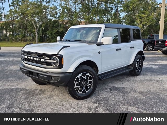Oxford White 2026 Ford Bronco SUV / Crossover Four-Wheel Drive Automatic