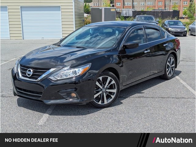 Super Black 2017 Nissan Altima 2.5 SR Sedan Front-Wheel Drive Automatic