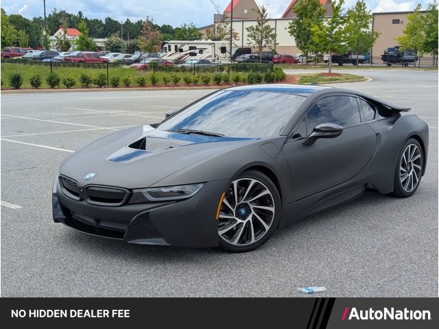 Sophisto Gray Metallic w/Frozen Gray Accent 2015 BMW i8 Coupe All-Wheel Drive 6-Speed Automatic