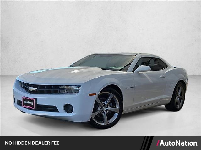Summit White 2013 Chevrolet Camaro Coupe Rear-Wheel Drive 6-Speed Automatic