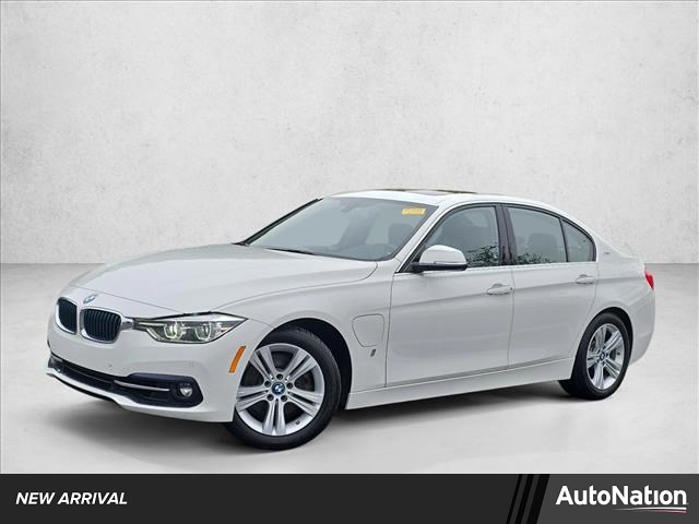 Alpine White 2018 BMW 3 Series 330e iPerformance Sedan RWD Sedan Rear-Wheel Drive Automatic