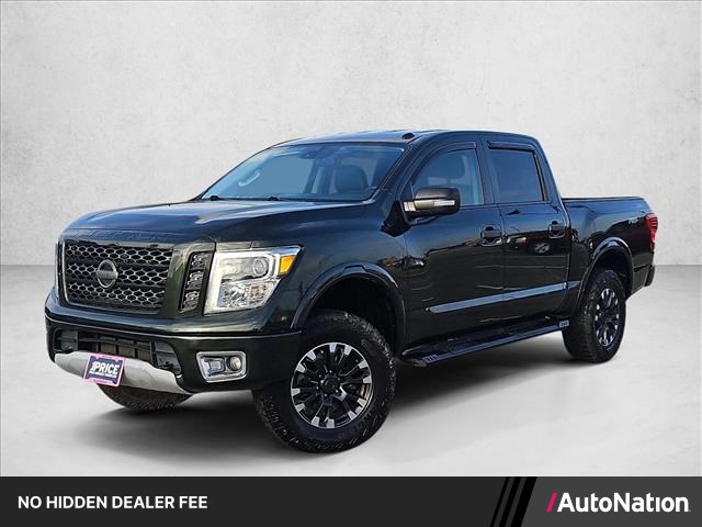 2019 Nissan Titan PRO-4X Crew Cab 4WD