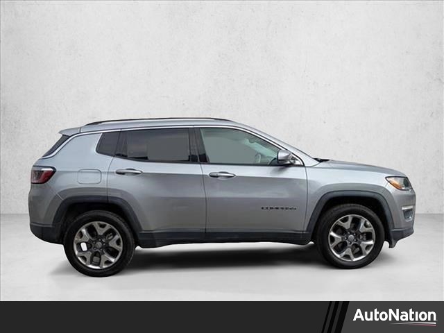Billet Silver Metallic Clearcoat 2019 Jeep Compass Limited 4WD SUV / Crossover Four-Wheel Drive 9-Speed Automatic