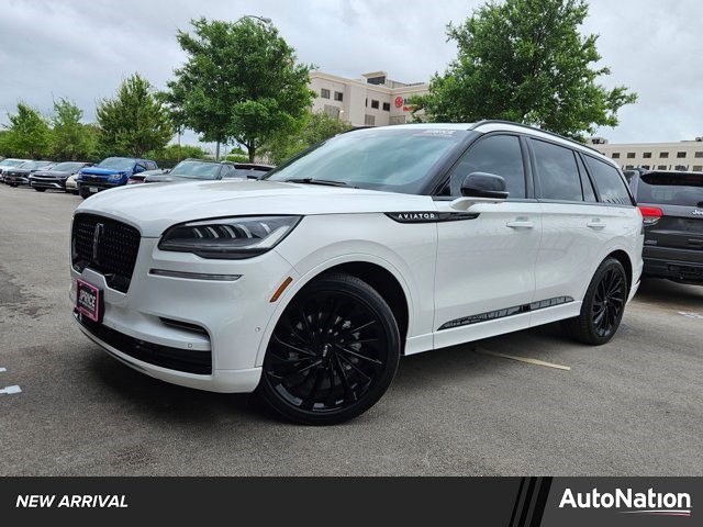 White 2023 Lincoln Aviator Reserve RWD SUV / Crossover Rear-Wheel Drive Automatic