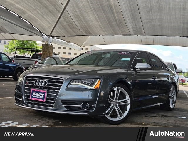 Daytona Gray Pearl 2013 Audi S8 4.0T quattro Sedan All-Wheel Drive Automatic