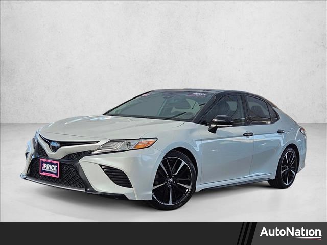 2020 Toyota Camry XSE FWD