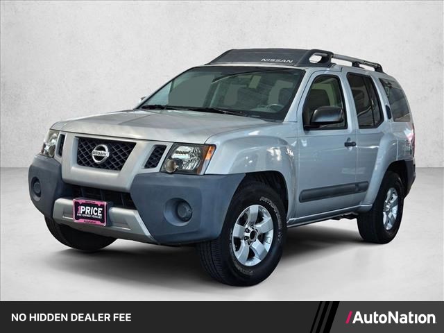 Brilliant Silver 2013 Nissan Xterra SUV / Crossover 4X2 Automatic