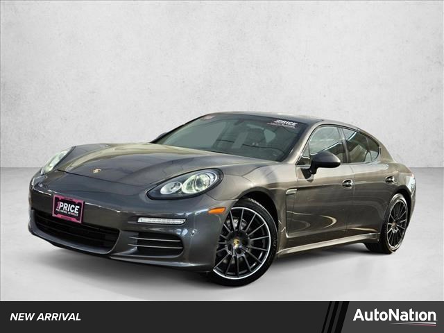 2016 Porsche Panamera 4 Edition