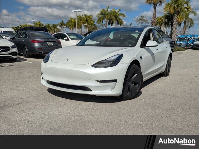 2023 Tesla Model 3 RWD