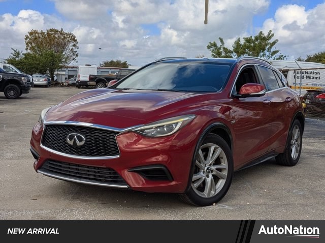 2019 INFINITI QX30 Luxe FWD