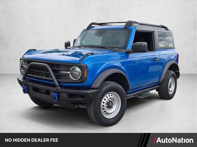 Velocity Blue Metallic 2023 Ford Bronco SUV / Crossover Four-Wheel Drive 7-Speed Manual