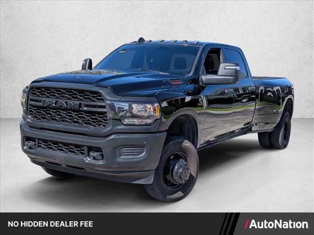 Diamond Black Crystal Pearlcoat 2023 RAM 3500 Tradesman Crew Cab LB DRW 4WD Pickup Truck Four-Wheel Drive 6-Speed Automatic