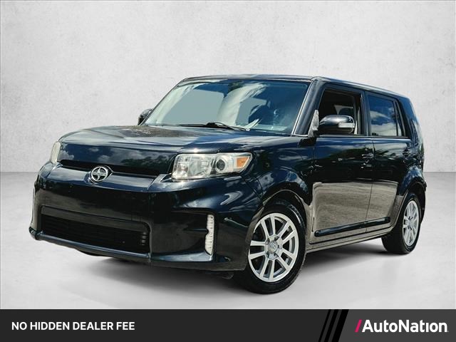 [Silver] Classic S 2015 Scion xB Wagon Front-Wheel Drive Automatic