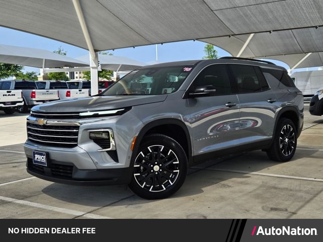 Sterling Gray Metallic 2025 Chevrolet Traverse SUV / Crossover Four-Wheel Drive 8-Speed Automatic