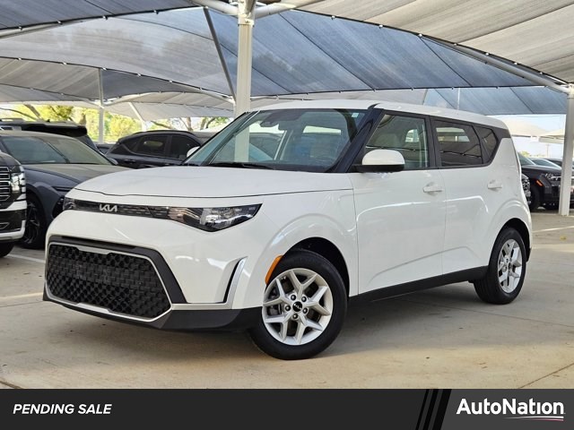 Snow White Pearl 2025 Kia Soul LX FWD SUV / Crossover Front-Wheel Drive Automatic