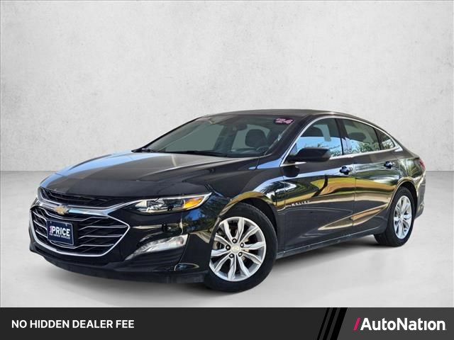 Silver 2024 Chevrolet Malibu Sedan Front-Wheel Drive Automatic