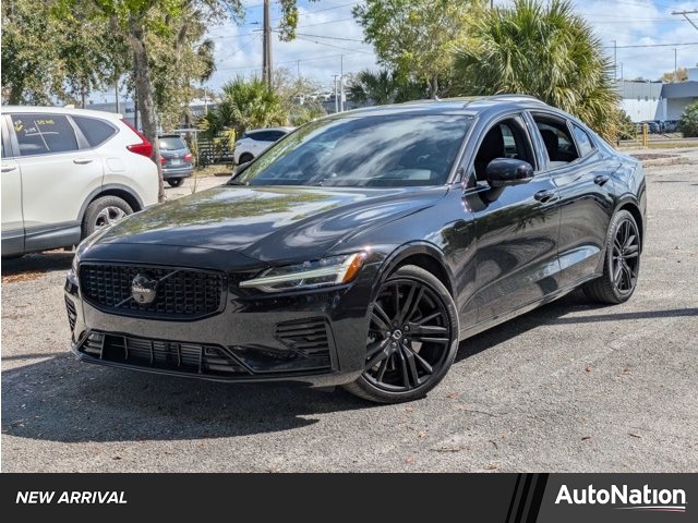 2024 Volvo S60 Recharge T8 Ultimate Black Edition eAWD