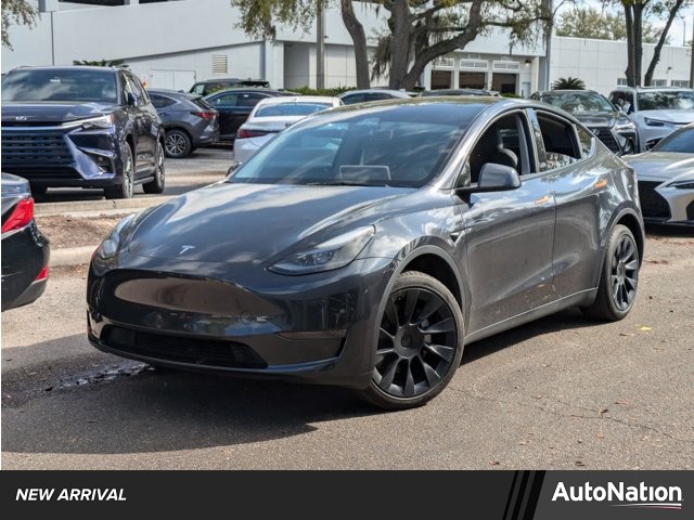 2024 Tesla Model Y Long Range RWD