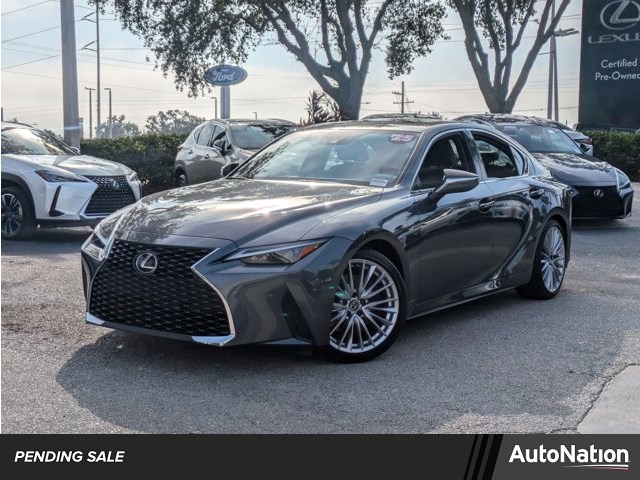 2025 Lexus IS 300 RWD