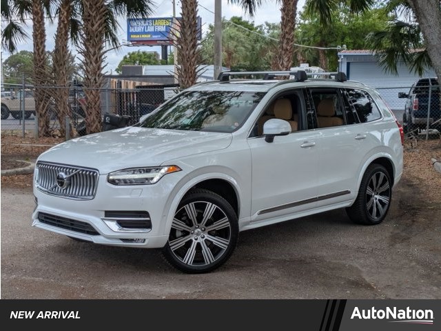 Crystal White Metallic 2022 Volvo XC90 T6 Inscription 7-Passenger AWD SUV / Crossover All-Wheel Drive Automatic
