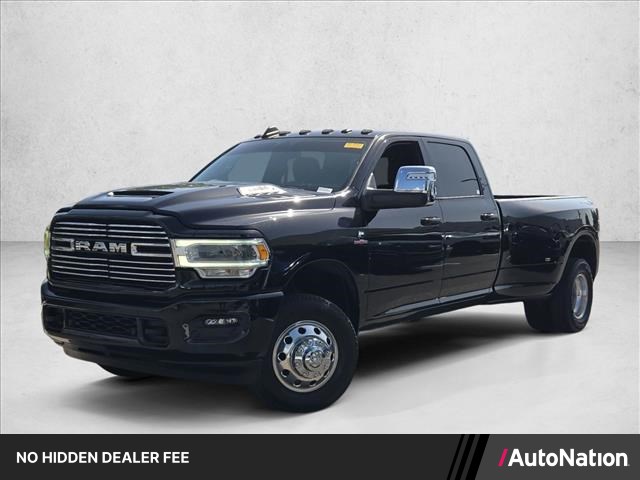 Diamond Black Crystal Pearlcoat 2024 RAM 3500 Pickup Truck Four-Wheel Drive 6-Speed Automatic