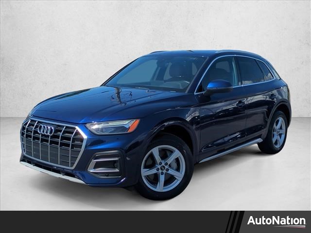 Navarra Blue Metallic 2022 Audi Q5 quattro Premium 40 TFSI SUV / Crossover All-Wheel Drive Automatic