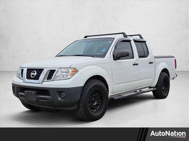 Glacier White 2016 Nissan Frontier S Crew Cab Pickup Truck 4X2 Automatic