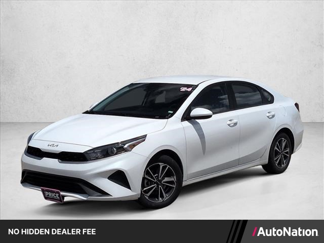 Snow White Pearl 2024 Kia Forte Sedan Front-Wheel Drive Automatic