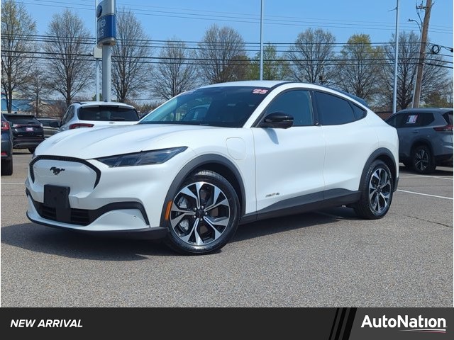 2025 Ford Mustang Mach-E Select AWD