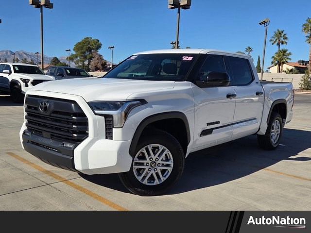 2025 Toyota Tundra SR5 CrewMax Cab 4WD