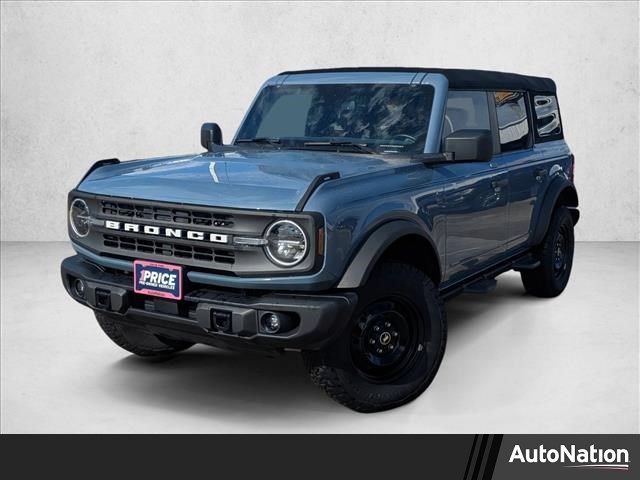 Blue (Azure Gray Metallic Tri-Coat) 2023 Ford Bronco Black Diamond Advanced 4-Door 4WD SUV / Crossover Four-Wheel Drive Automatic