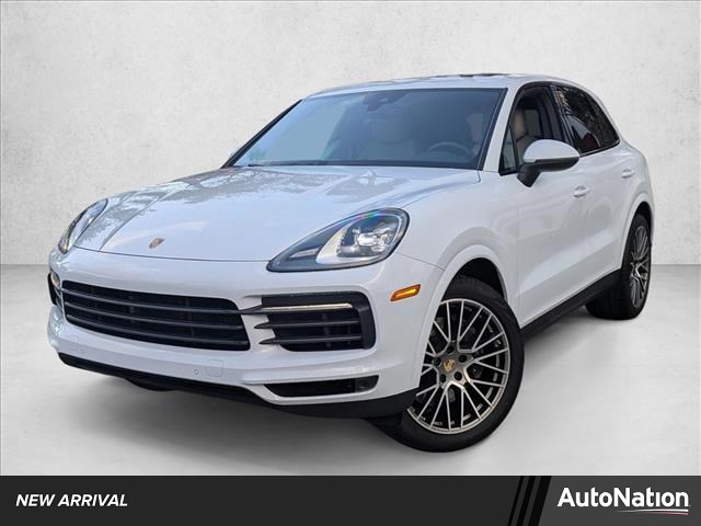 White 2023 Porsche Cayenne Platinum Edition AWD SUV / Crossover All-Wheel Drive Automatic