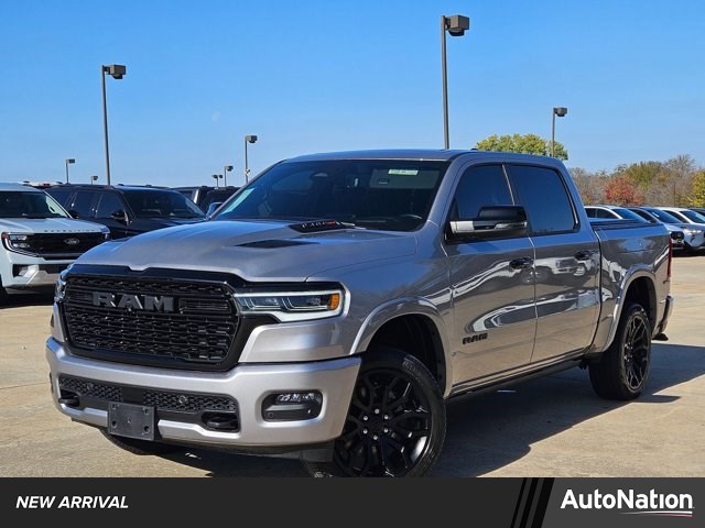 2025 RAM 1500 Limited Crew Cab 4WD