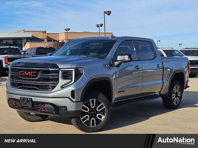 2025 GMC Sierra 1500 AT4 Crew Cab 4WD