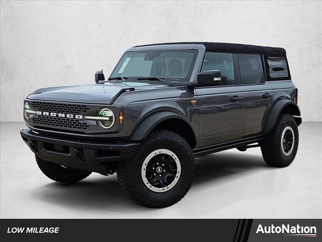 Carbonized Gray Metallic 2024 Ford Bronco Badlands 4-Door 4WD SUV / Crossover Four-Wheel Drive Automatic