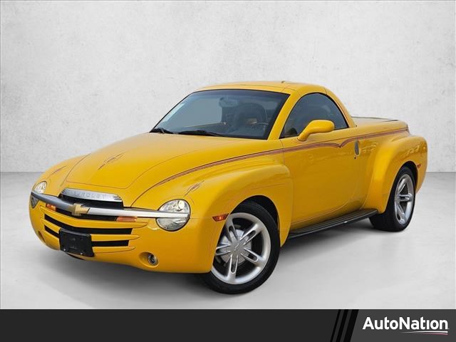 2004 Chevrolet SSR LS RWD