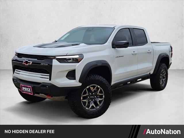 Summit White 2025 Chevrolet Colorado ZR2 Crew Cab 4WD Pickup Truck Four-Wheel Drive 8-Speed Automatic