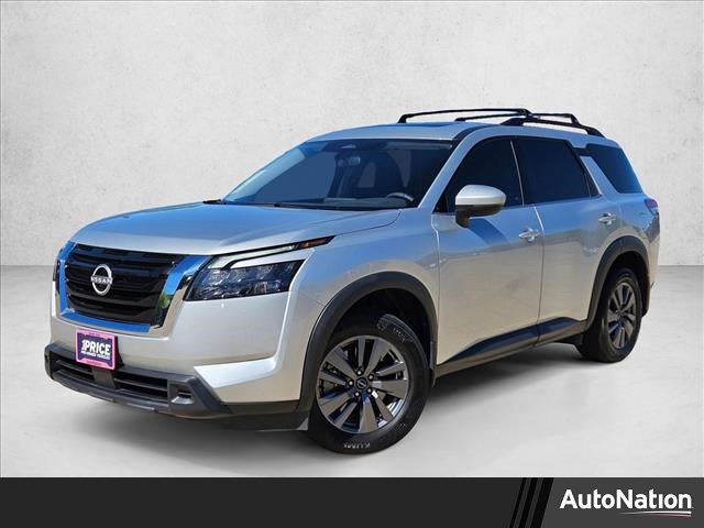 Brilliant Silver Metallic 2024 Nissan Pathfinder SV FWD SUV / Crossover Front-Wheel Drive Automatic