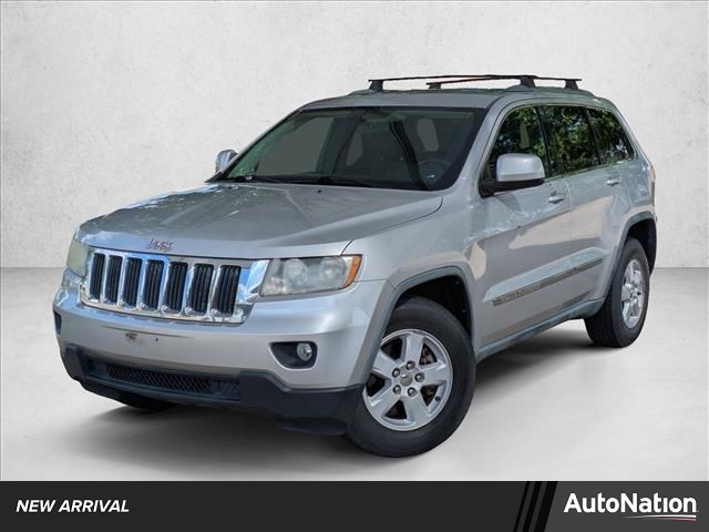 Bright Silver Metallic 2011 Jeep Grand Cherokee Laredo 4WD SUV / Crossover Four-Wheel Drive 5-Speed Automatic